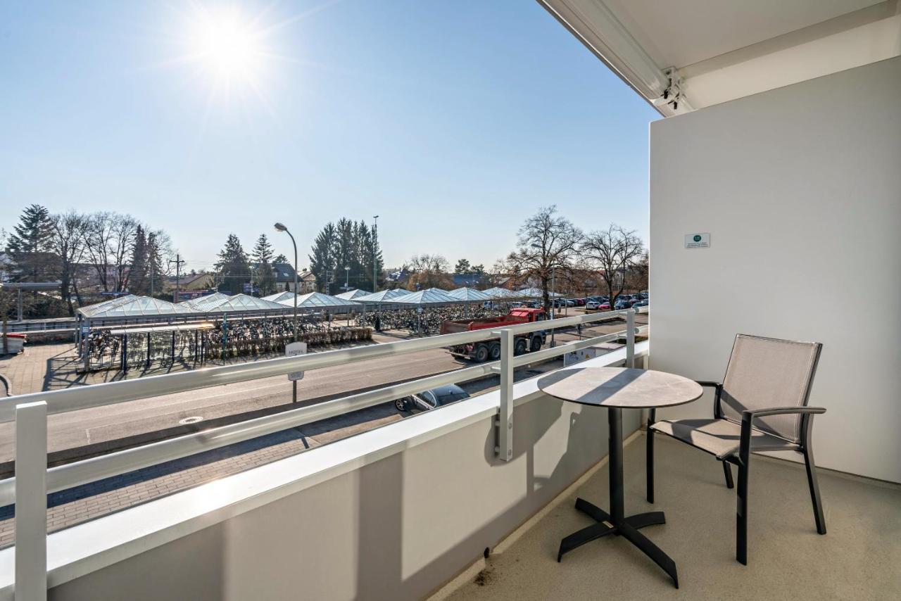 Huber Living Basic 106 Lejlighed Germering Eksteriør billede