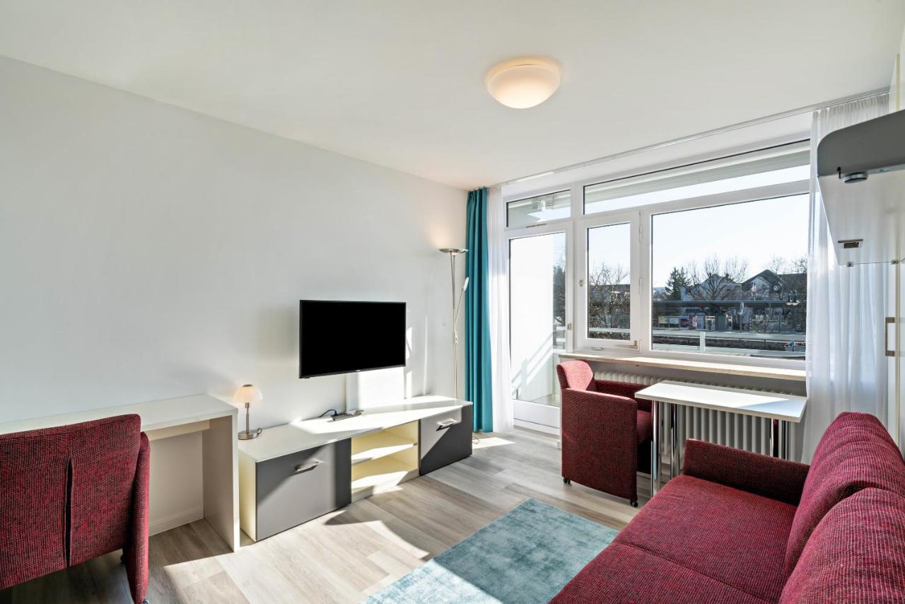 Huber Living Basic 106 Lejlighed Germering Eksteriør billede